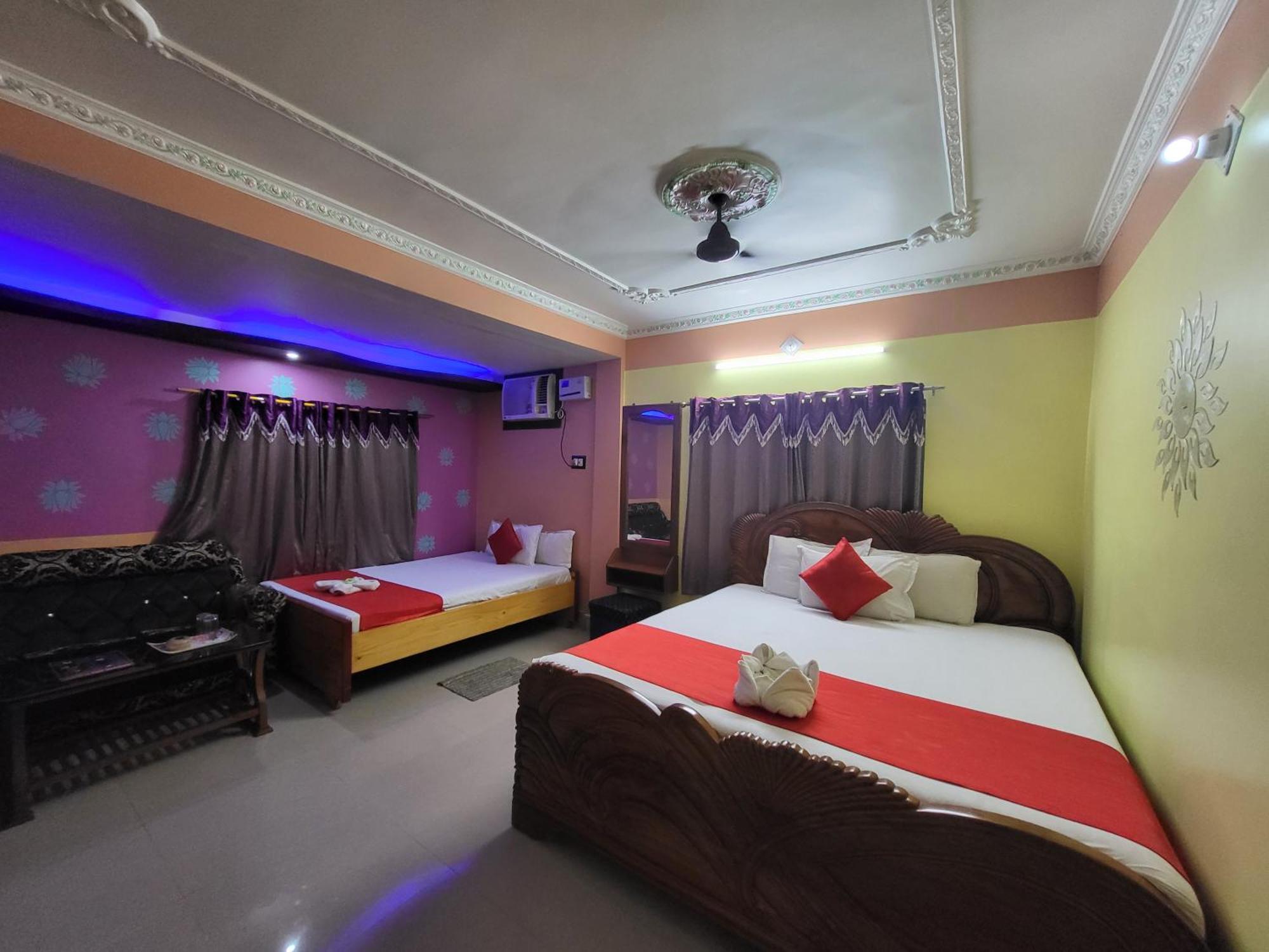 Abhishek Inn ดีกา ภายนอก รูปภาพ
