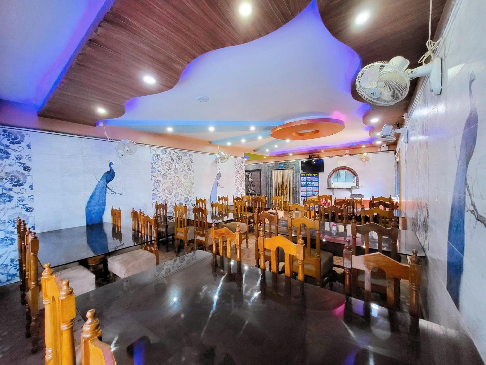 Abhishek Inn ดีกา ภายนอก รูปภาพ