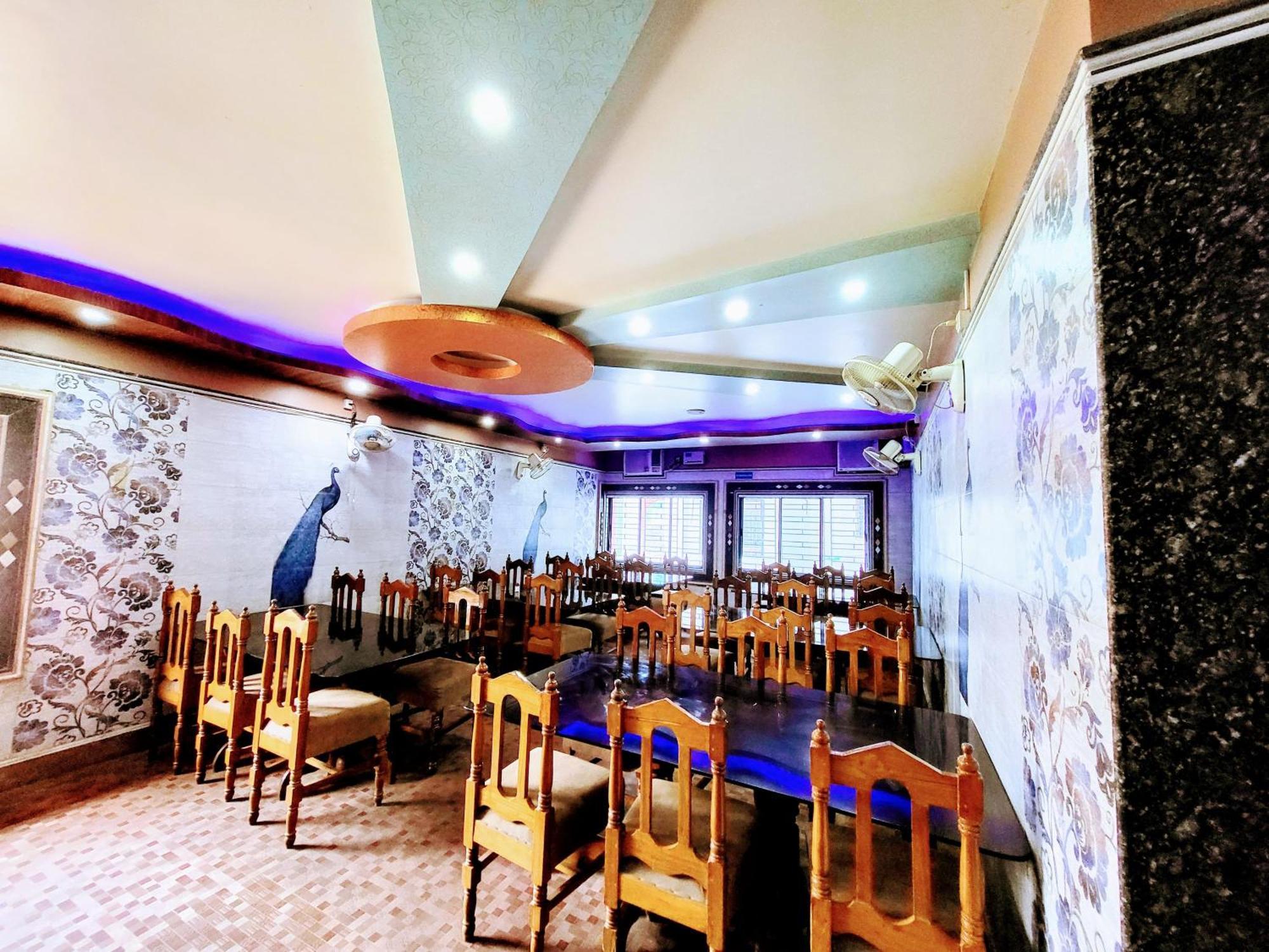Abhishek Inn ดีกา ภายนอก รูปภาพ