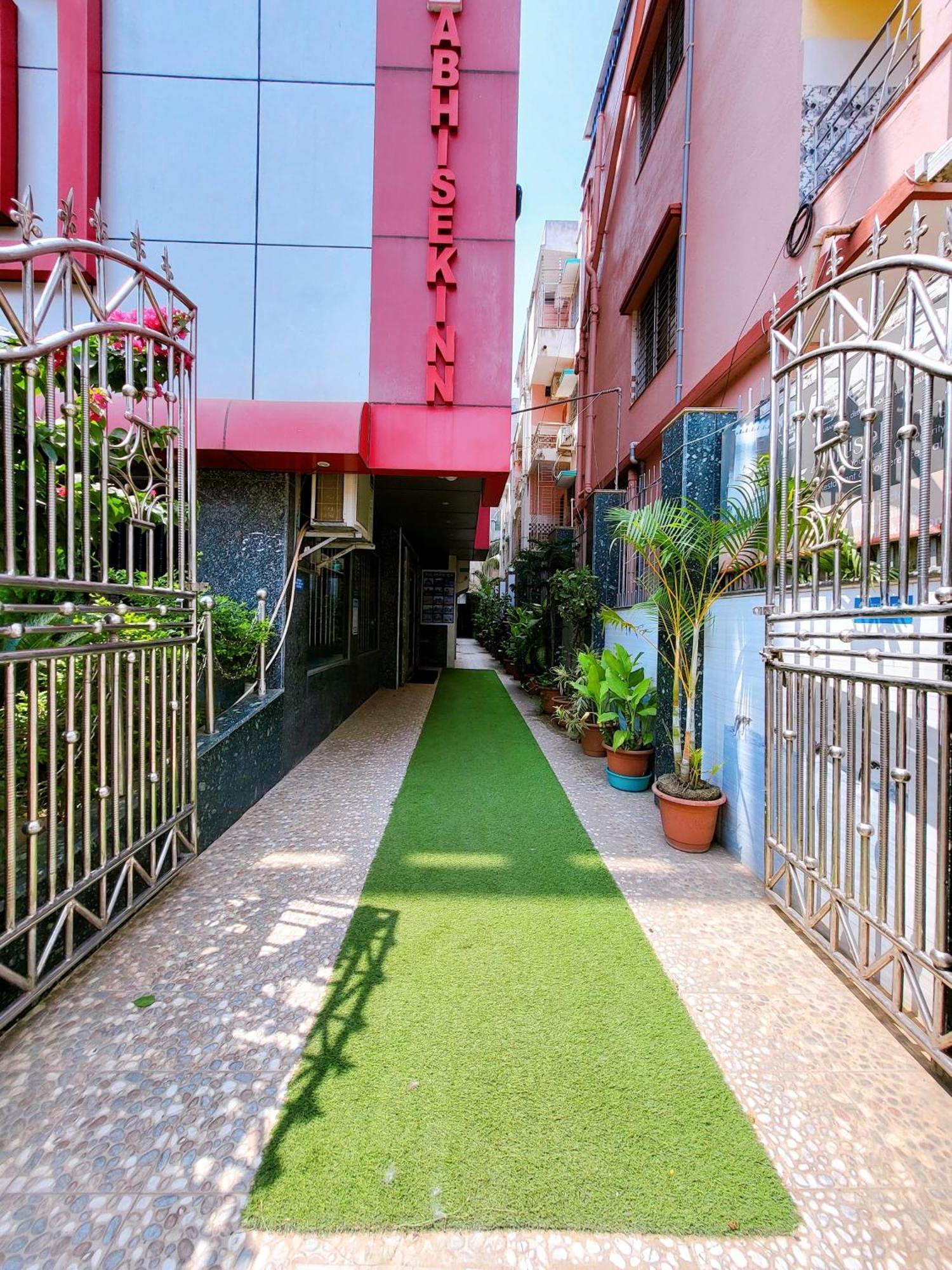 Abhishek Inn ดีกา ภายนอก รูปภาพ