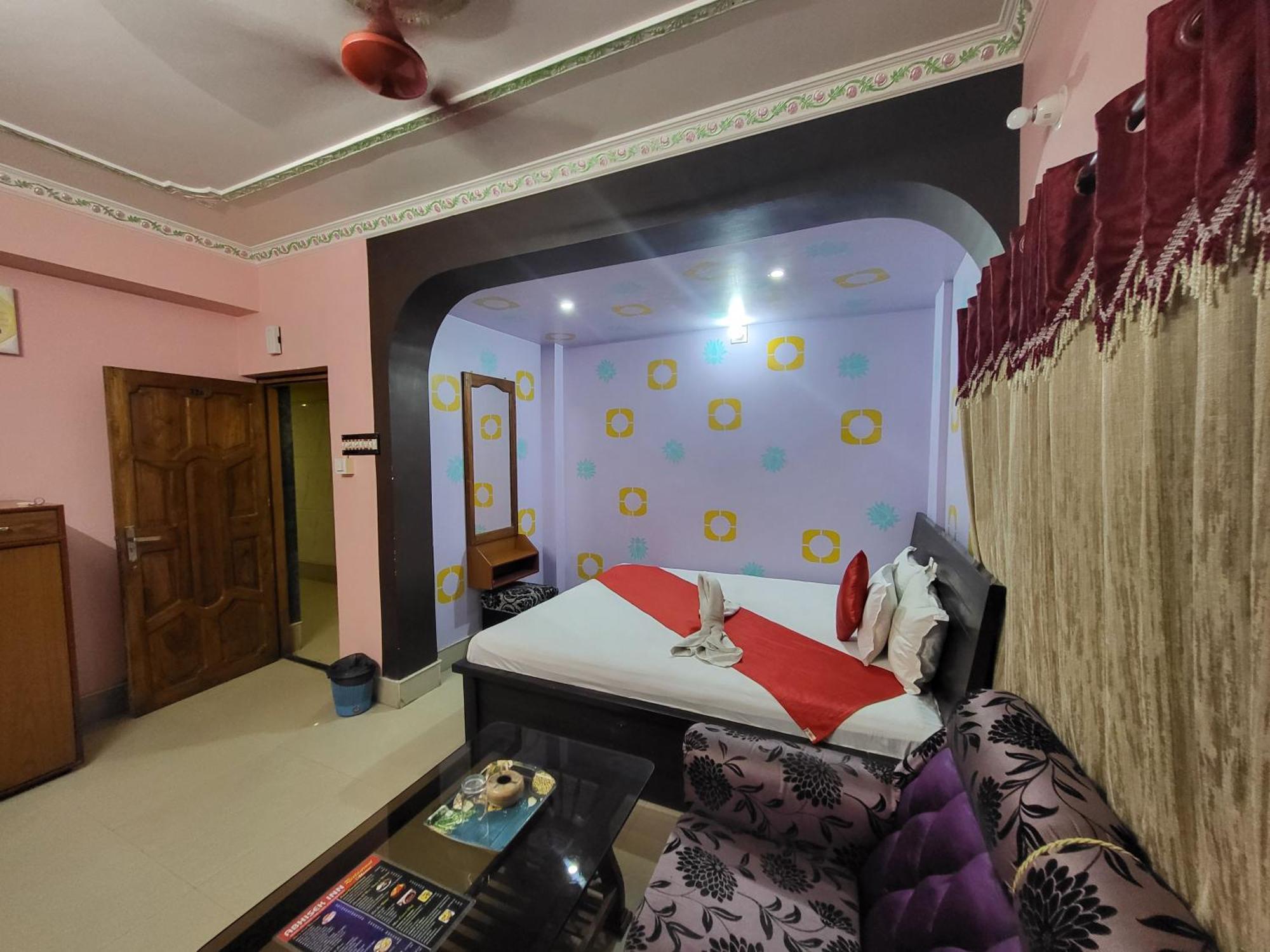 Abhishek Inn ดีกา ภายนอก รูปภาพ